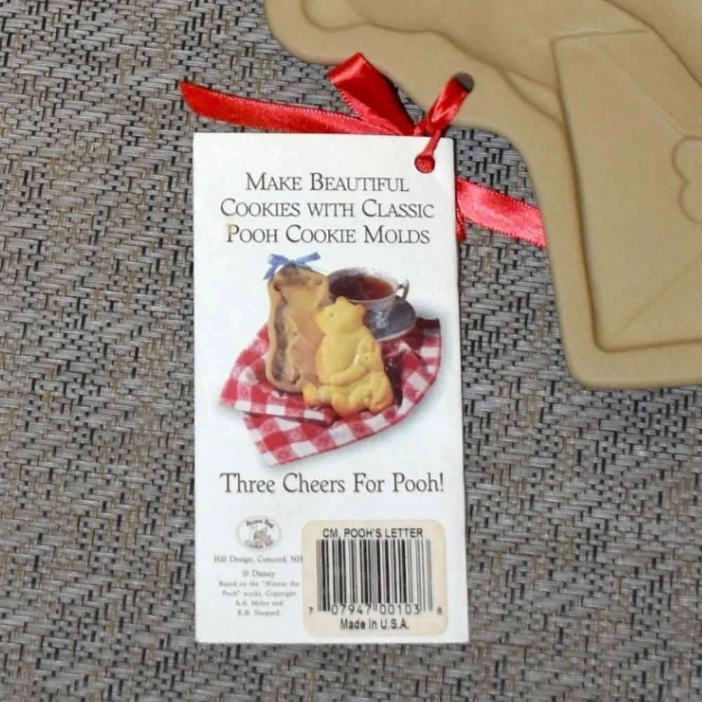 Brown Bag Cookie Art Winnie the Pooh Cookie‎ Mold Tan NEW Pooh's Letter Ceramic